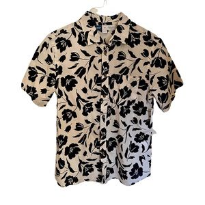 Old Navy Black and White Floral Men's Shirt